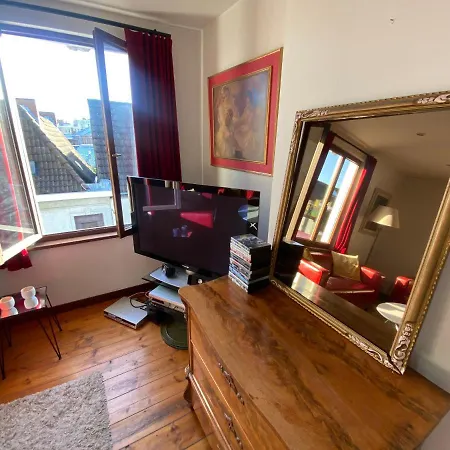 Artist's Loft & Garden Bed & Breakfast 3*