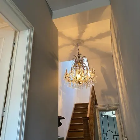 Bed and Breakfast Artist's Loft & Garden 4*