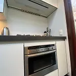 Artist's Loft & Garden 4*