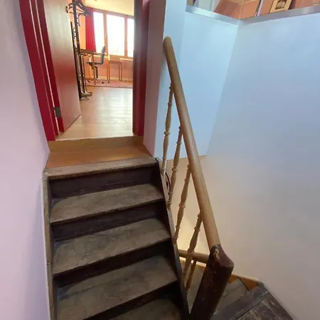 Artist's Loft & Garden 4*