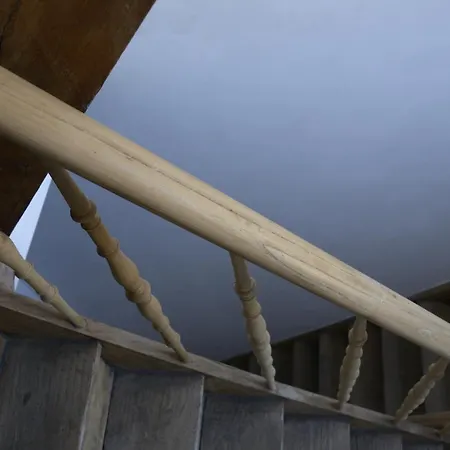 Bed and Breakfast Artist's Loft & Garden