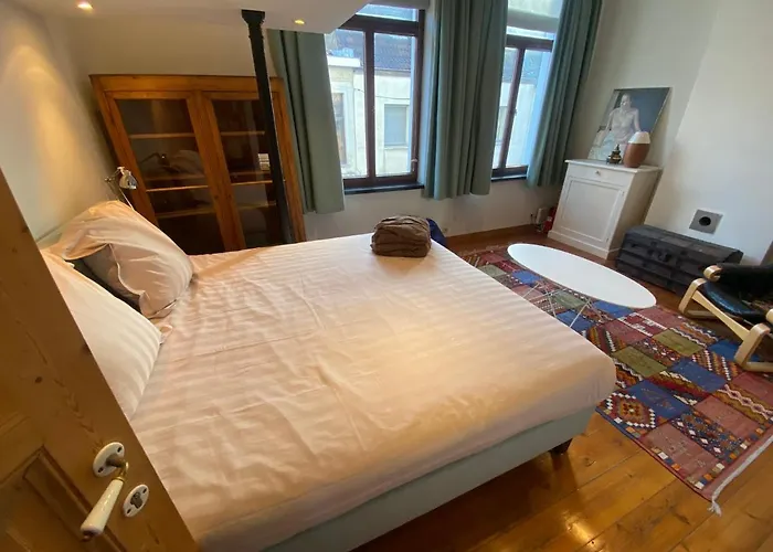 Artist's Loft & Garden Gandawa