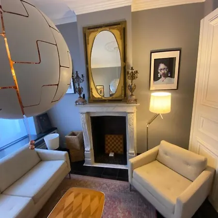 Bed & Breakfast Artist's Loft & Garden Ghent