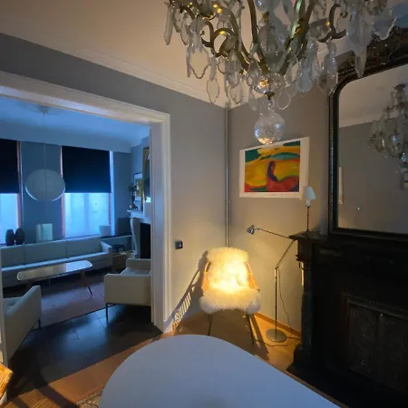 Bed & Breakfast Artist's Loft & Garden Ghent