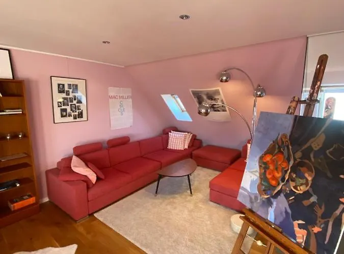 Bed & Breakfast Artist's Loft & Garden