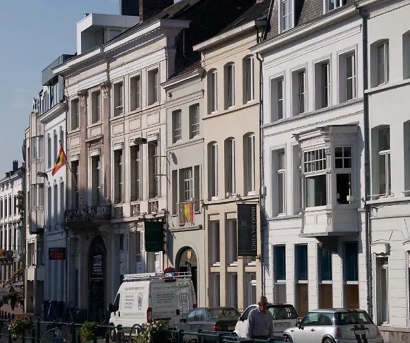 Artist's Loft & Garden Alojamento de Acomodação e Pequeno-almoço Gante