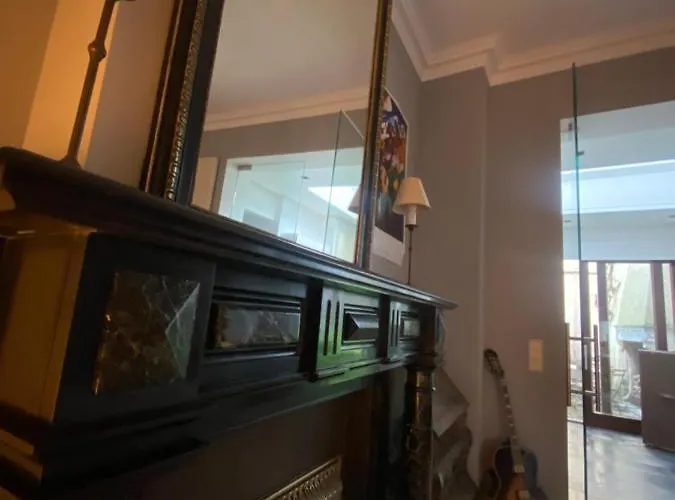 Artist's Loft & Garden Gante